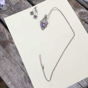 Purple earring and necklace set